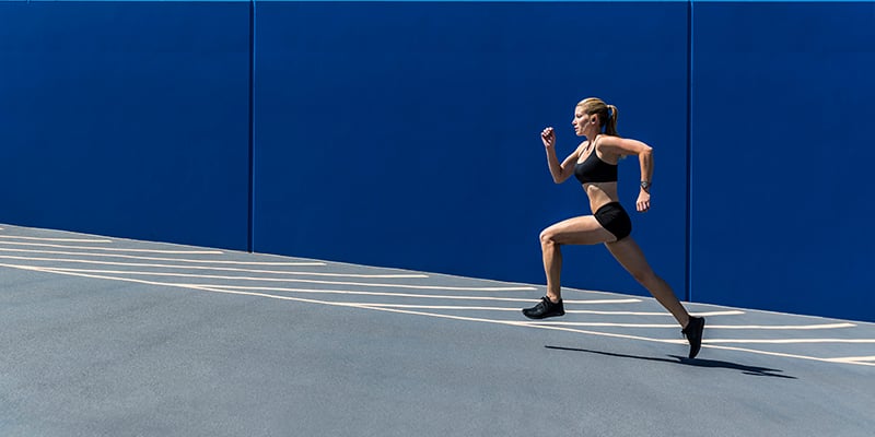 forerunner_woman_running